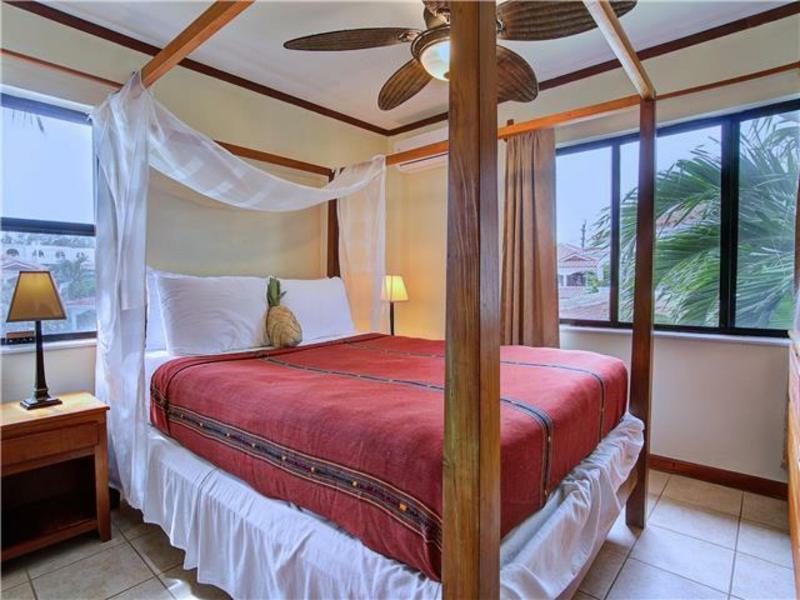 Isla Bonita Yacht Club Hotel ซานเปโดร ภายนอก รูปภาพ